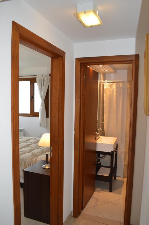 Apartamentos Cardinal Bariloche Номер фото